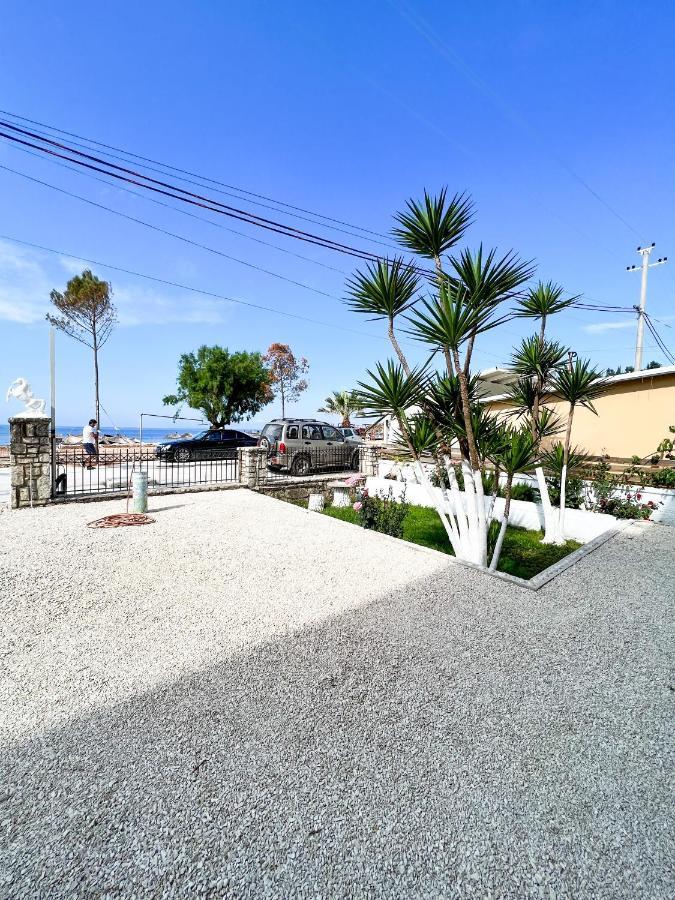 Ionian View B&B Himare Buitenkant foto