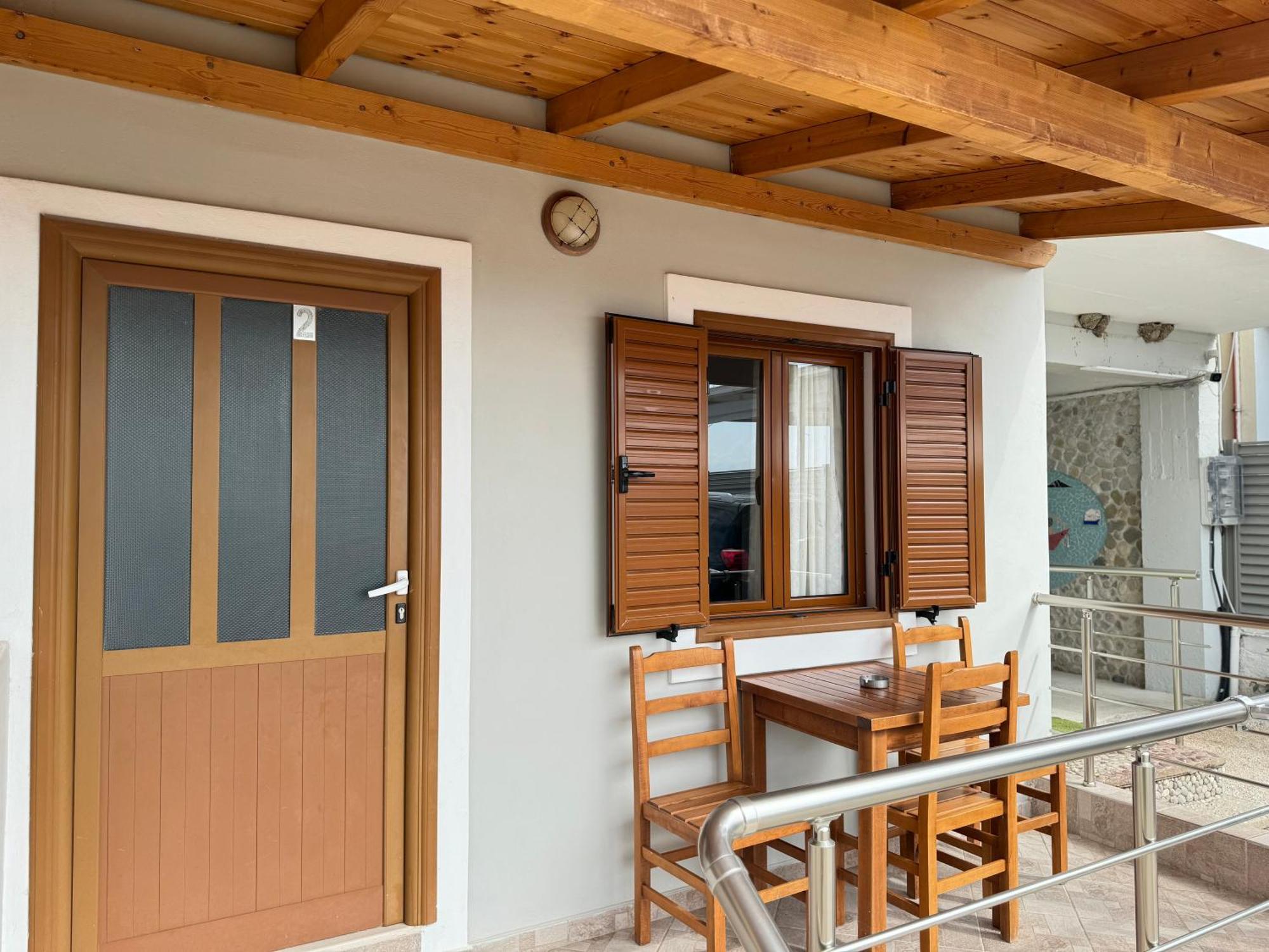 Ionian View B&B Himare Kamer foto