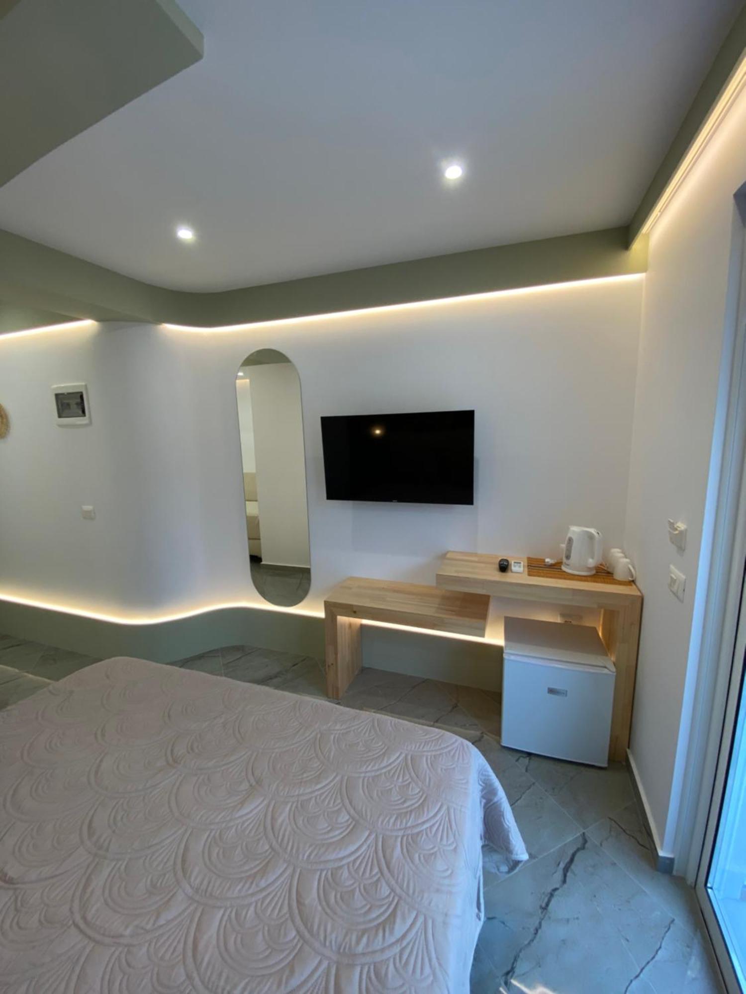 Ionian View B&B Himare Buitenkant foto
